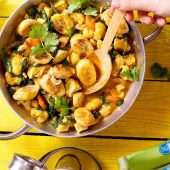 Indian Chicken Curry with Chiquita Banana, Cauliflower and Spinach
