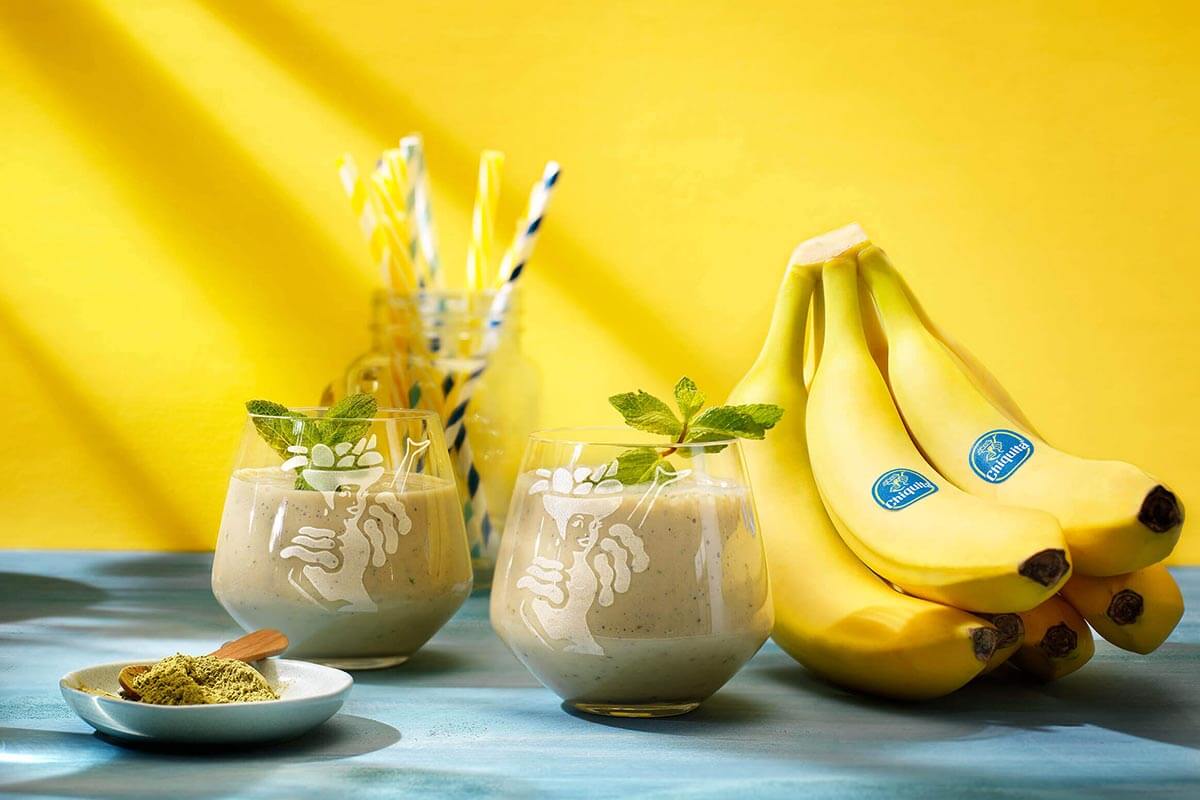 Batido de banana Chiquita con té verde
