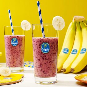 Saludable batido de banana y avena para el desayuno de Chiquita