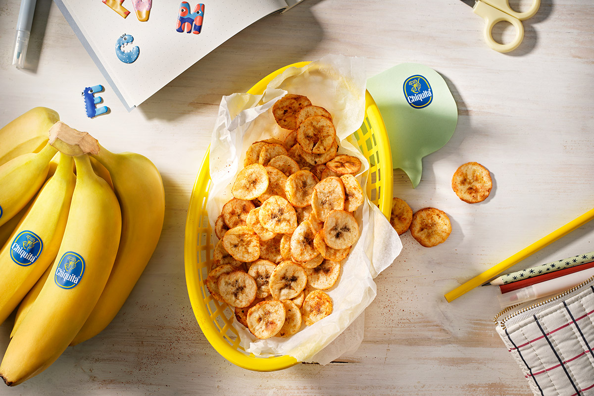 Chips de banana ligeramente salados con freidora de aire