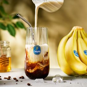 «Frappé» de café de banana con café frío