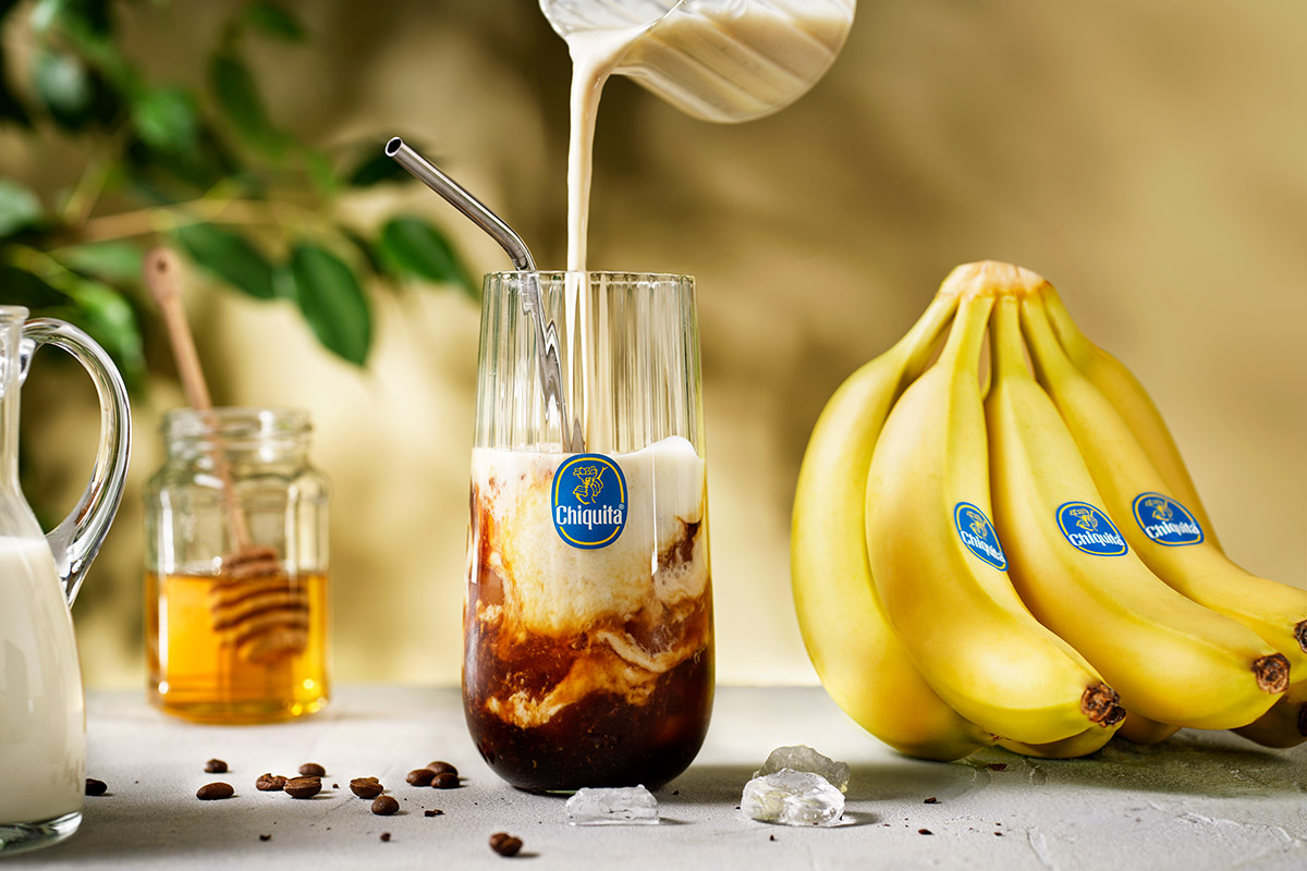 «Frappé» de café de banana con café frío