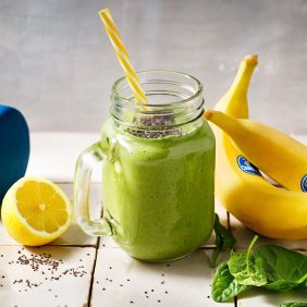 Batido de verduras endulzado con bananas